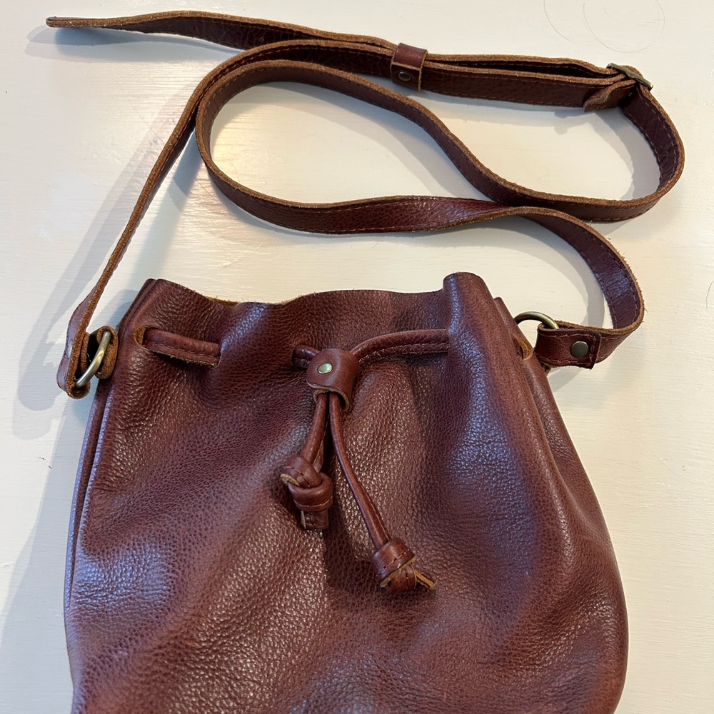 Portland Leather Bucket Bag with Drawstring Closure